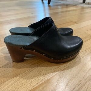 Ugg Abbie Studded Leather Platform Clog Mule US Size 6 Winter Fall Bohemian